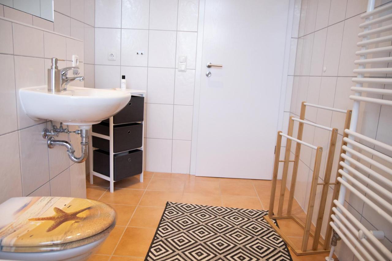 Modern-TOP City Lage -5 min - HBhf Netflix Küche Boxspringbett 2m x 2m bis 4 Pers Magdeburg Exterior foto
